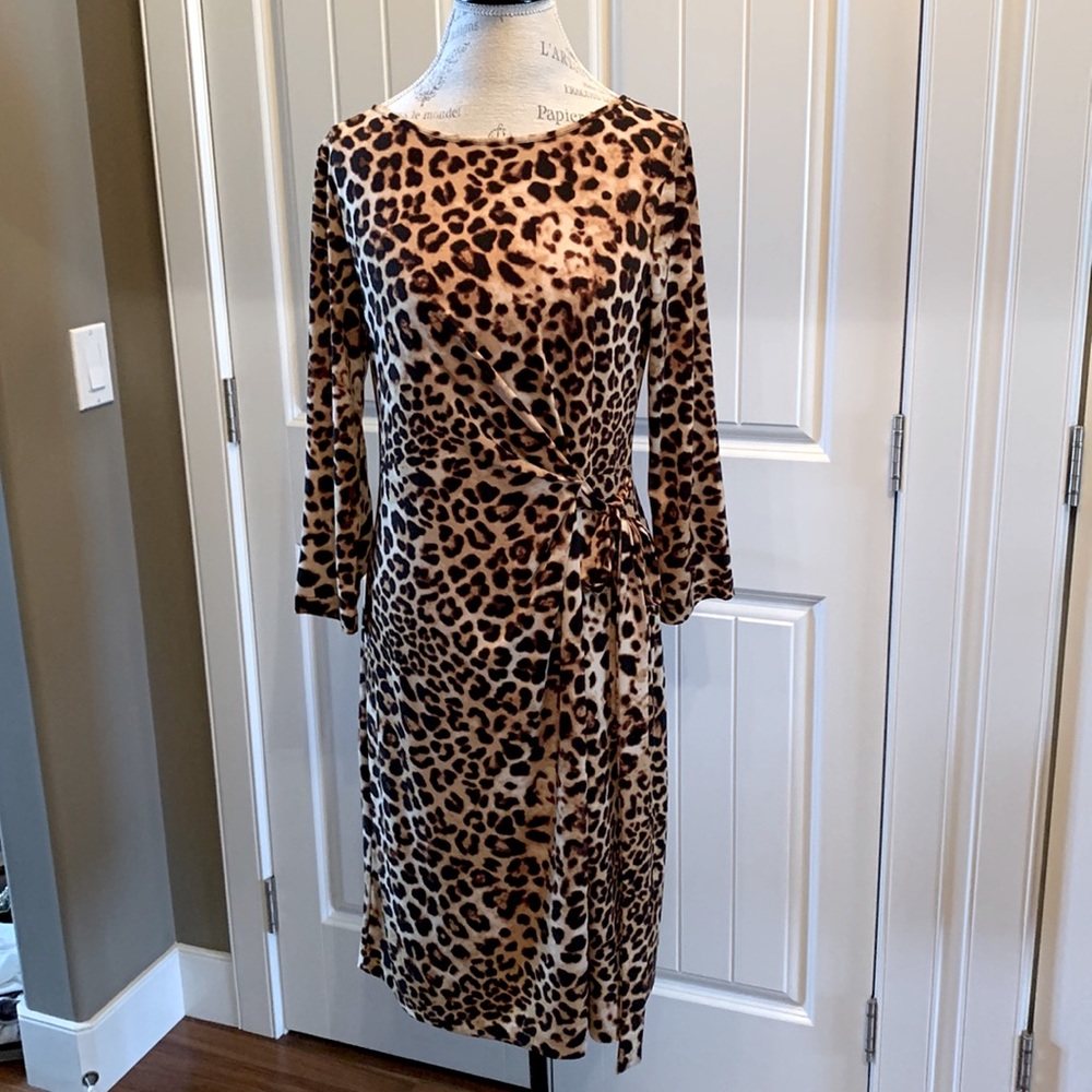 A sophisticated leopard dress with side tie. Nice colouring. petite L size.